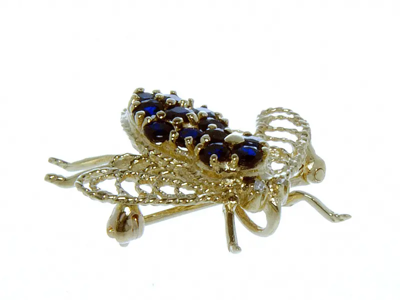 14K Gold Fly-Shaped Pin Set With Sapphire And Diamond Embellishments 1