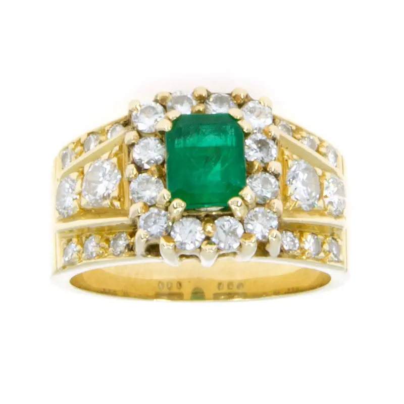 18K Gold Emerald And Diamond Ring – 1.75Ct Center Stone With Side Accents 1