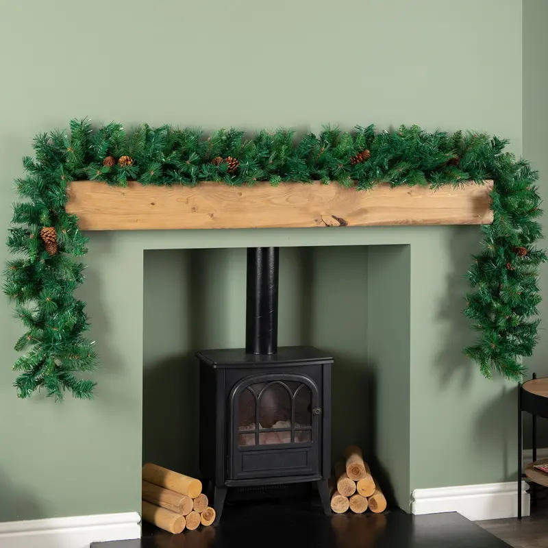 2.7M Mixed-Needle Green Christmas Garland Featuring Pine Cones And Seasonal Accents 1