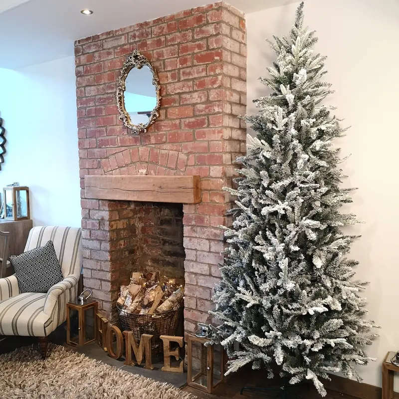 240Cm Slim Lapland Spruce Christmas Tree – Snow-Flocked Pe/Pvc Branches With Realistic Texture 1