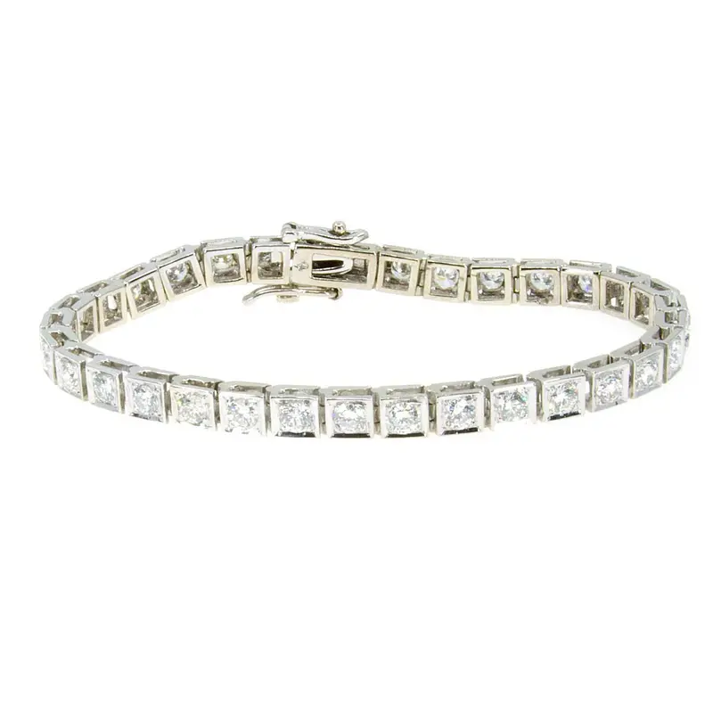 6-Carat Diamond Straight-Line Bracelet 1