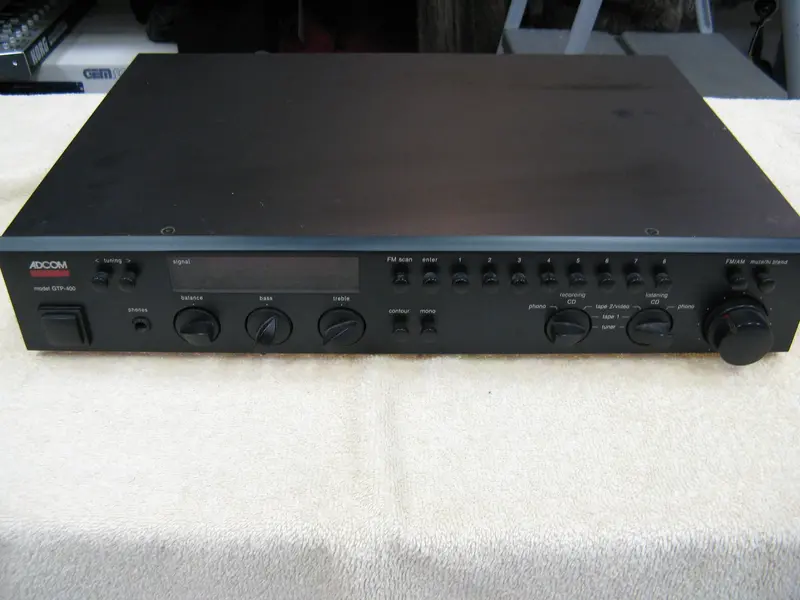 Adcom Gtp-400 Tuner-Preamplifier – High-Fidelity Analog Audio Component 1