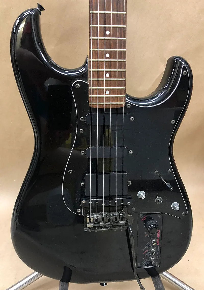 Casio Mg-510 Midi Guitar – Early Digital Performance Instrument 1