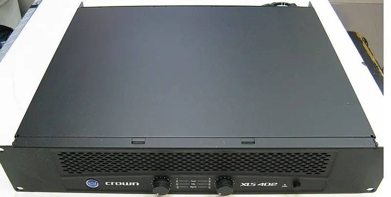 Crown Audio Xls 402 Dual-Channel Power Amplifier 1