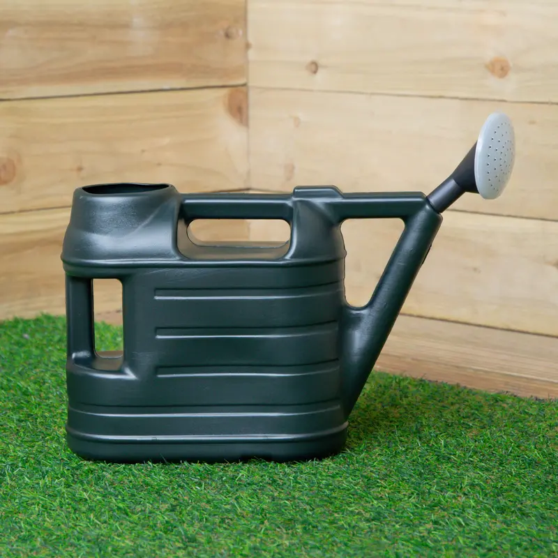 Green 6.5L Patio Watering Can With Rose Nozzle – Garden Ward Design For Outdoor Use 1