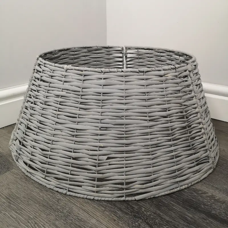 Large Light Grey Rattan Christmas Tree Skirt – 48Cm / 70Cm Kd Willow Design 1