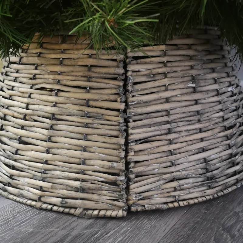 Large Natural-Finish Wicker Tree Skirt – 48Cm / 70Cm Samuel Alexander Willow 1