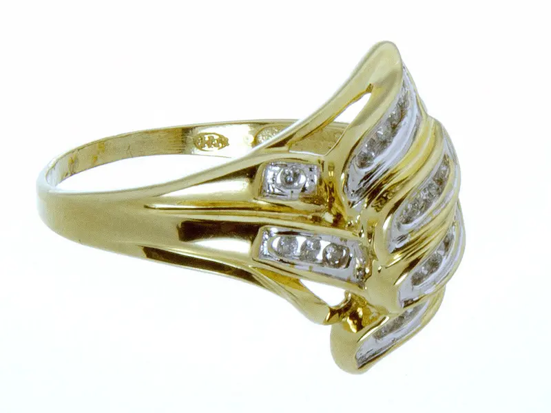 Minimalist Diamond Cocktail Ring – 0.20Ct Sparkling Accent In 14K Gold 1