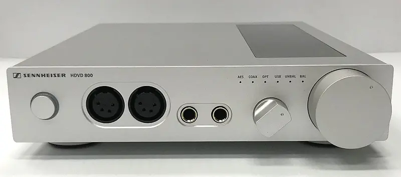 Sennheiser Hdvd 800 High-Fidelity Headphone Amplifier 1