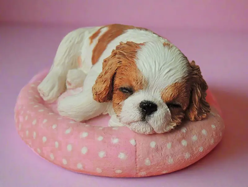 Sleepy Cavalier King Charles Spaniel Puppy Figurine – Hand-Painted Decorative Statue 1