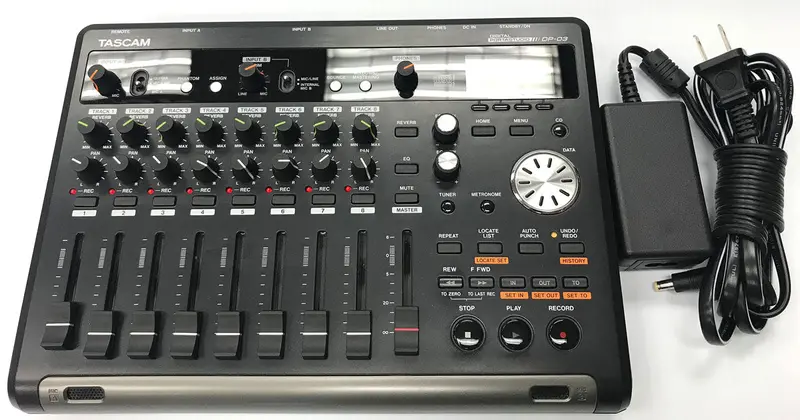 Tascam Dp-03Sd 8-Track Digital Portastudio – Portable Multitrack Recorder 1