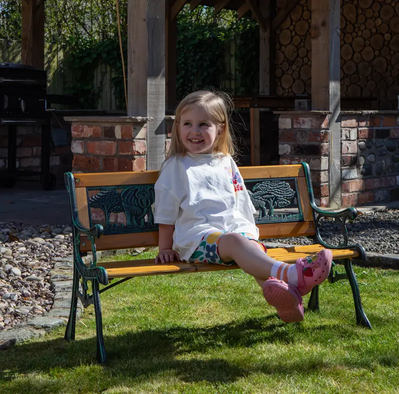 Two-Seater Children’S Garden Bench – Wooden Frame With Cast Iron Accents And Animal-Themed Design 1
