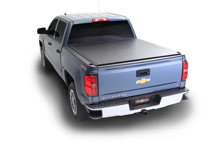 Truxedo Deuce Tonneau Cover – Black, Fits 1999–2007 Chevy Silverado & Gmc Sierra 1500 (8-Foot Bed) 1